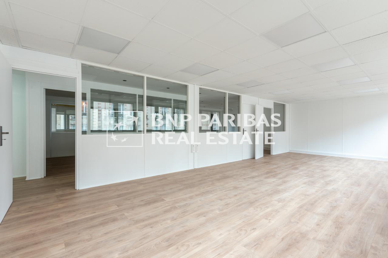 Bureau Saint-Mandé 195m² Location bureau Saint-Mandé Val-de-Marne OLBUR2426333 8